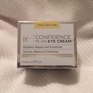 IT Cosmetics Confidence in an Eye Cream NEW
